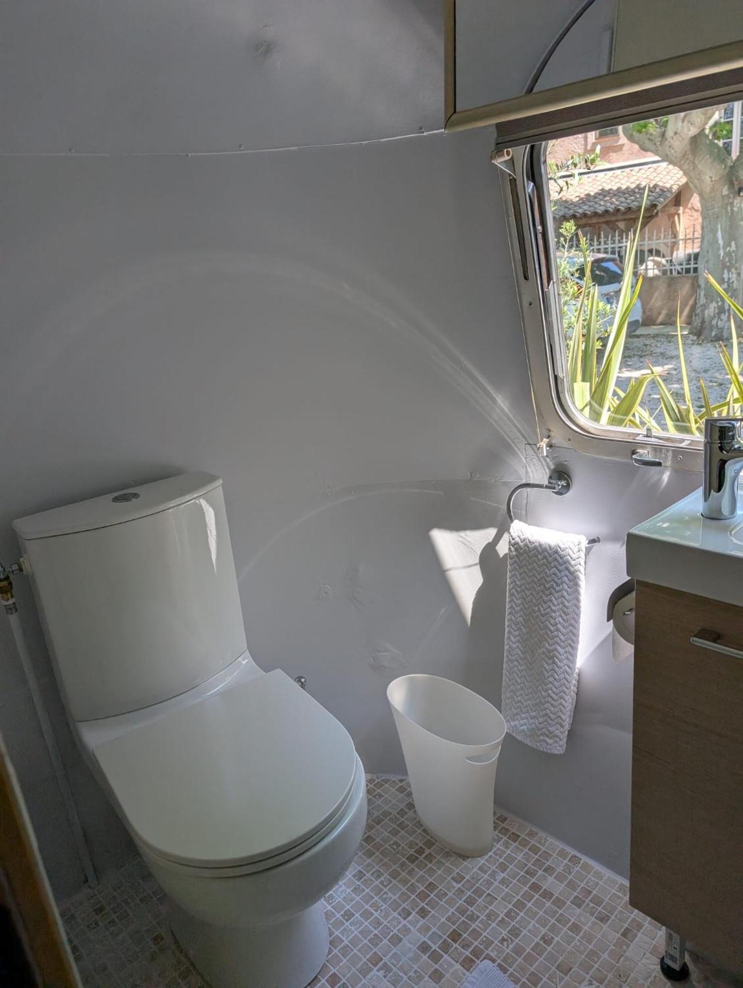 Hotel Pooh'S Belle Grimaud Esterno foto